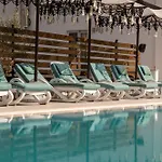Ioni-an Hotel *