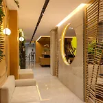 Ioni-an Hotel *