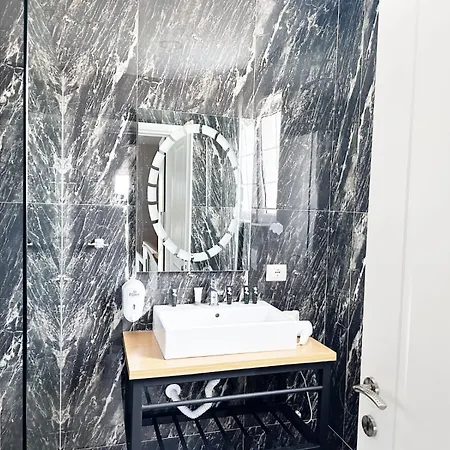 Ξενοδοχείο Ioni-an Εξαμίλιο