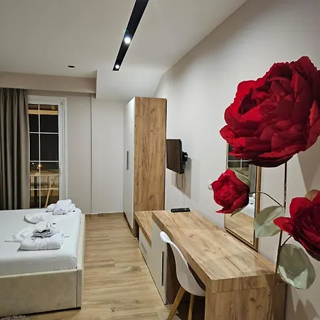 Ioni-an Hotel *