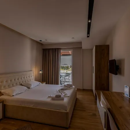 Hotel Ioni-an *