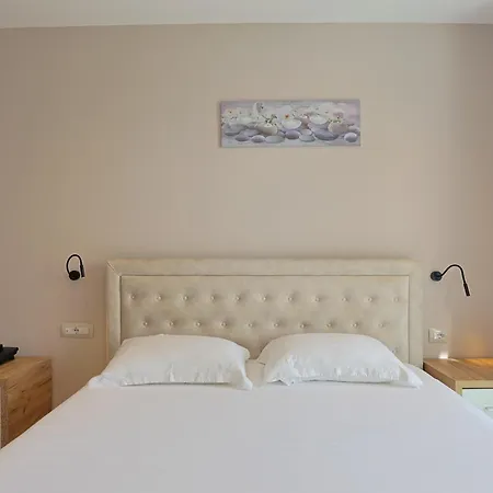 Hotel Ioni-an