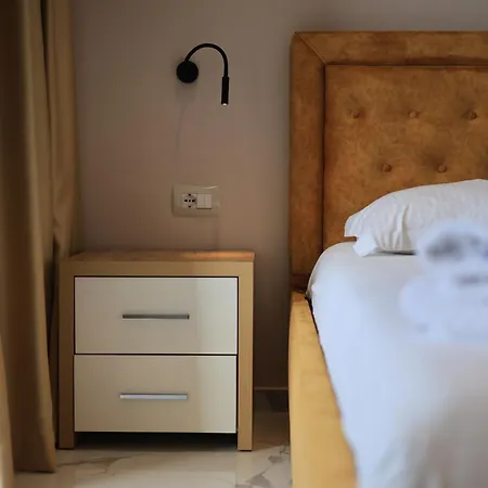 Hotel Ioni-an