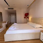 Hotel Ioni-an